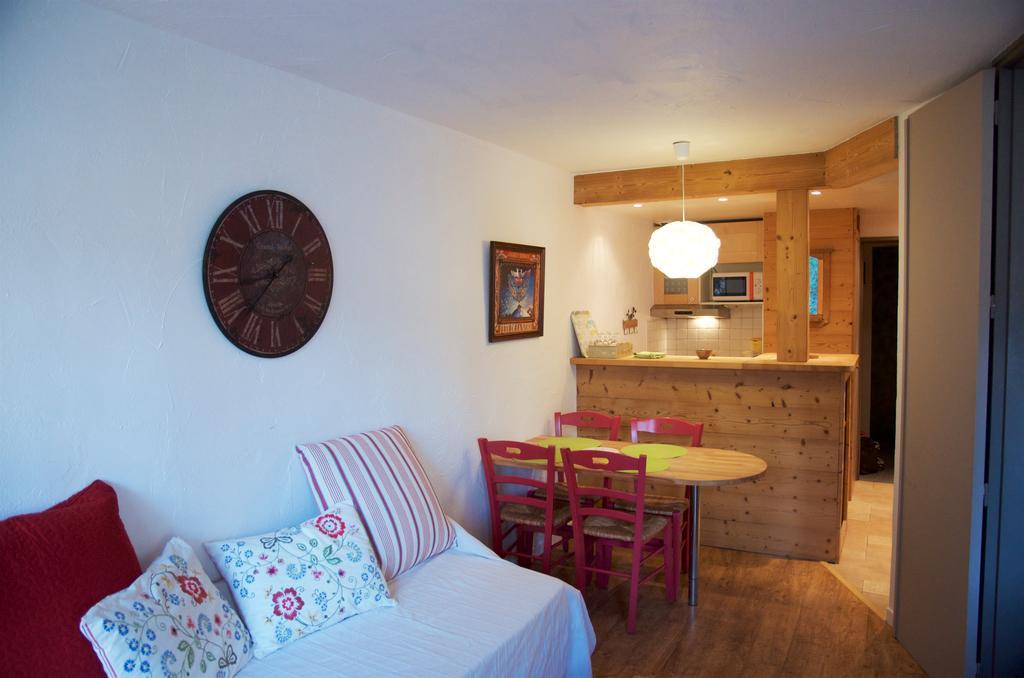 Apartment Courmayeur Шамони Номер фото